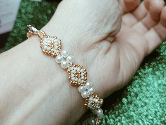 ✨ Bracciale  a rombi con perline di Boemia ✨